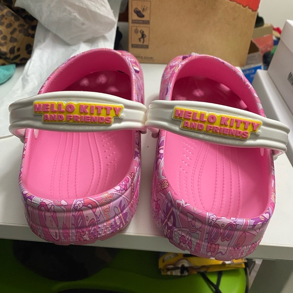 Crocs x Hello Kitty classic clog main image 6